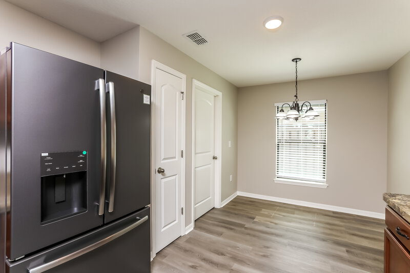 2,090/Mo, 2359 Bracknell Forest Trail Tavares, FL 32778 Misc View 4