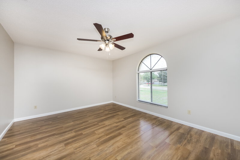 2,785/Mo, 2854 Camomile Dr Orlando, FL 32837 Main Bedroom View 2