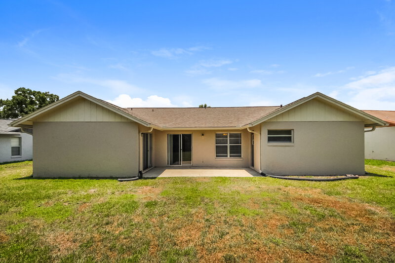 2,785/Mo, 2854 Camomile Dr Orlando, FL 32837 Rear View