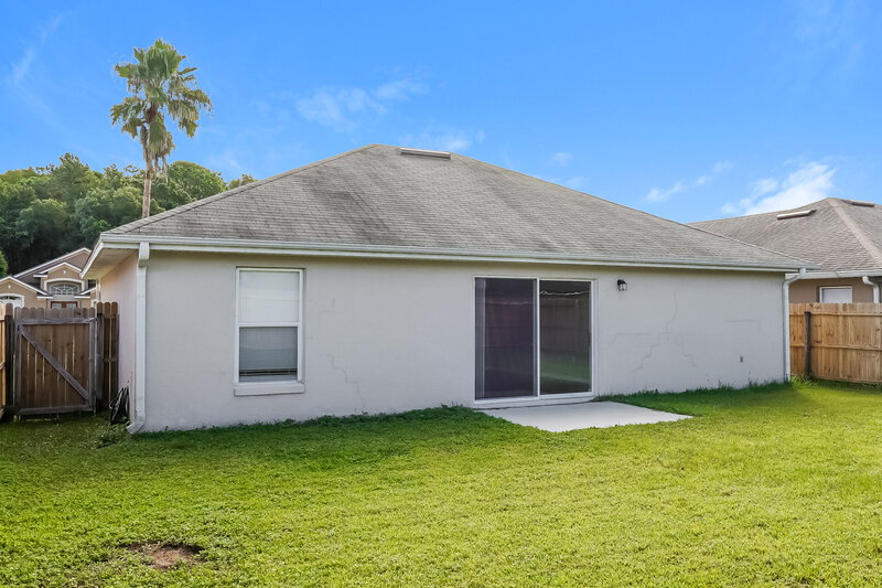2,175/Mo, 424 Fieldstream W Blvd Orlando, FL 32825 Rear View