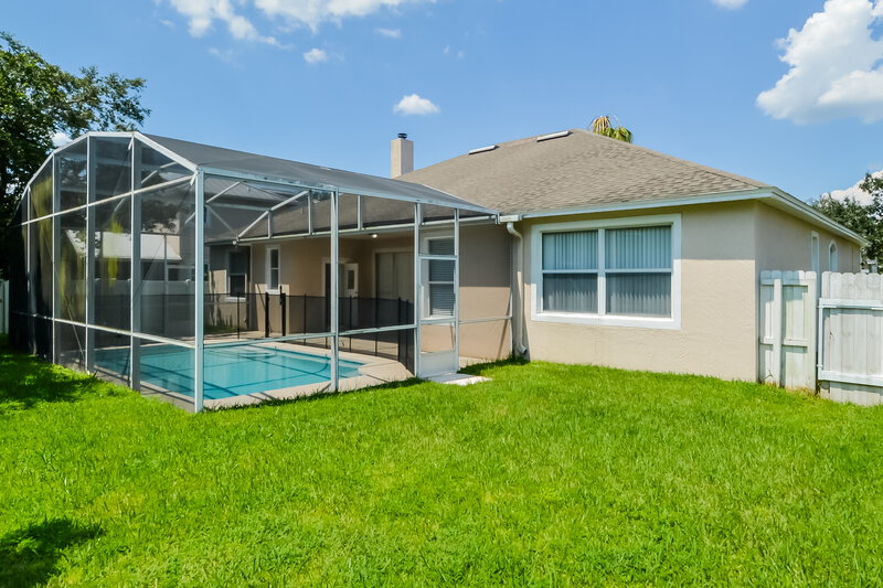 2,950/Mo, 14834 Oldham Dr Orlando, FL 32826 Rear View