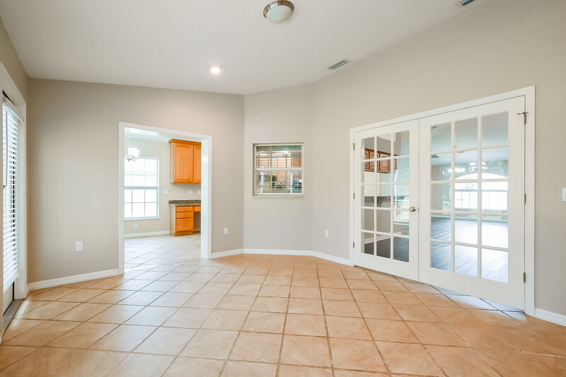 2,185/Mo, 4749 Abaco Dr Tavares, FL 32778 Family Room View