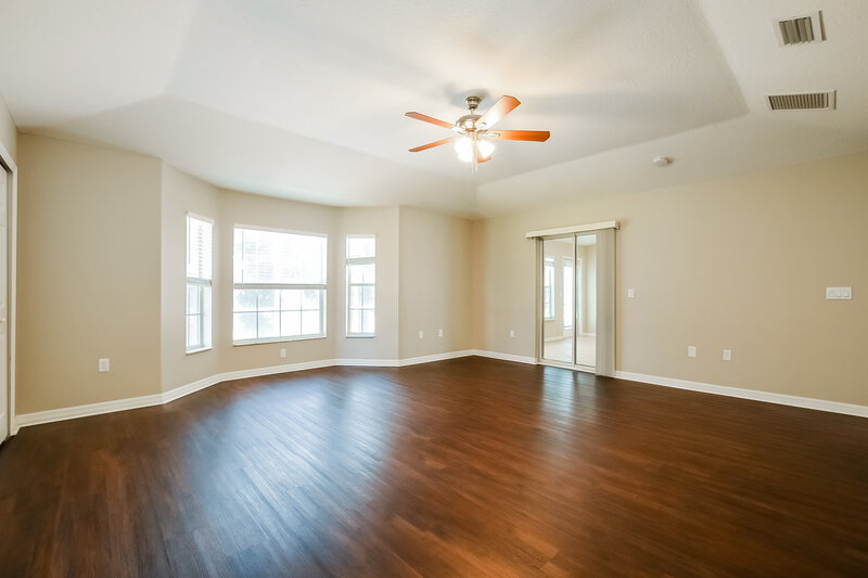 2,185/Mo, 4749 Abaco Dr Tavares, FL 32778 Main Bedroom View 2