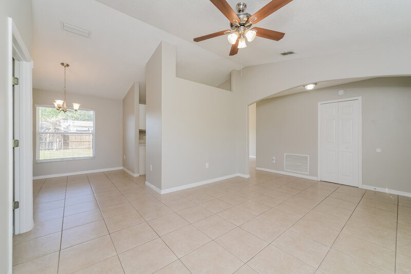 1,980/Mo, 307 Mormanno Way Kissimmee, FL 34758 Living Room View 2