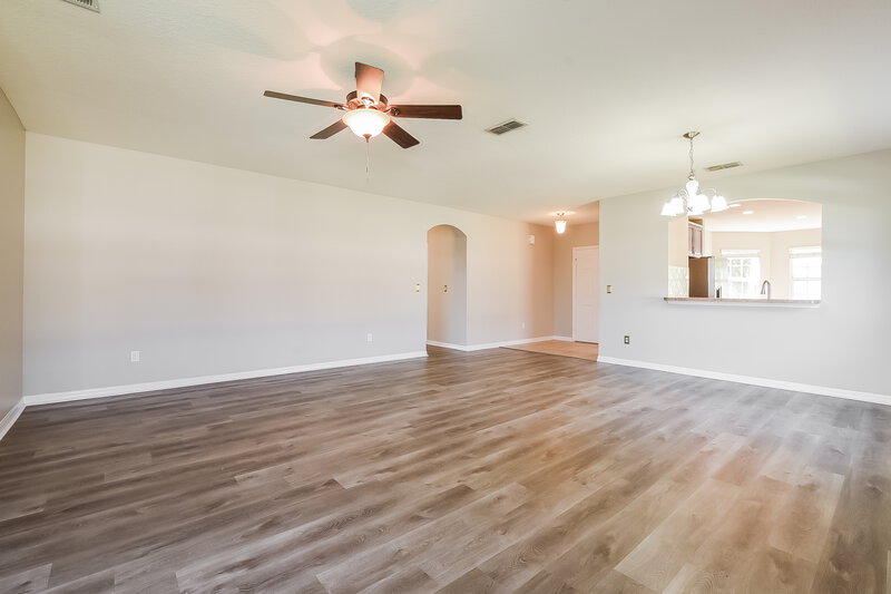 2,000/Mo, 194 Compass Rose Dr Groveland, FL 34736 Living Room View