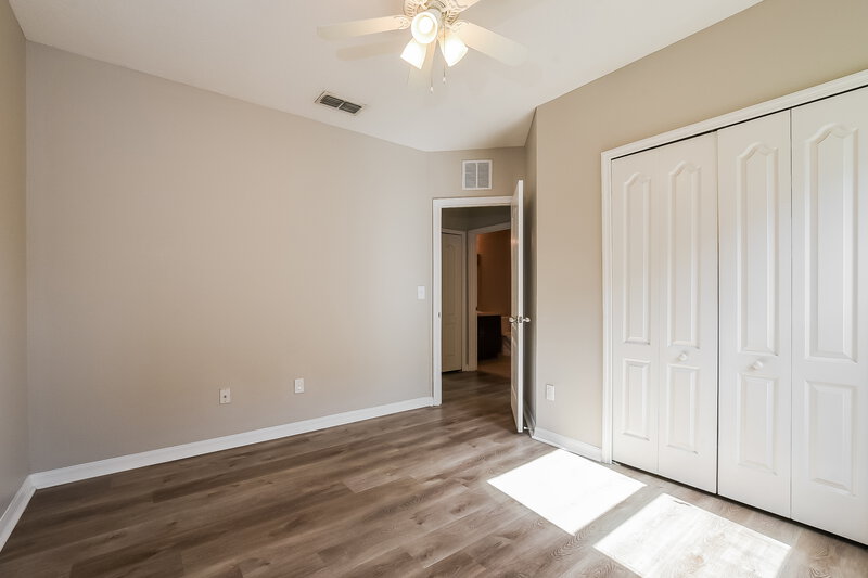 2,000/Mo, 194 Compass Rose Dr Groveland, FL 34736 Bedroom View 2