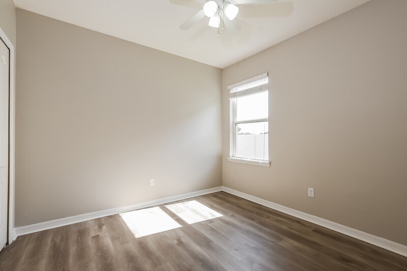 2,000/Mo, 194 Compass Rose Dr Groveland, FL 34736 Bedroom View 3