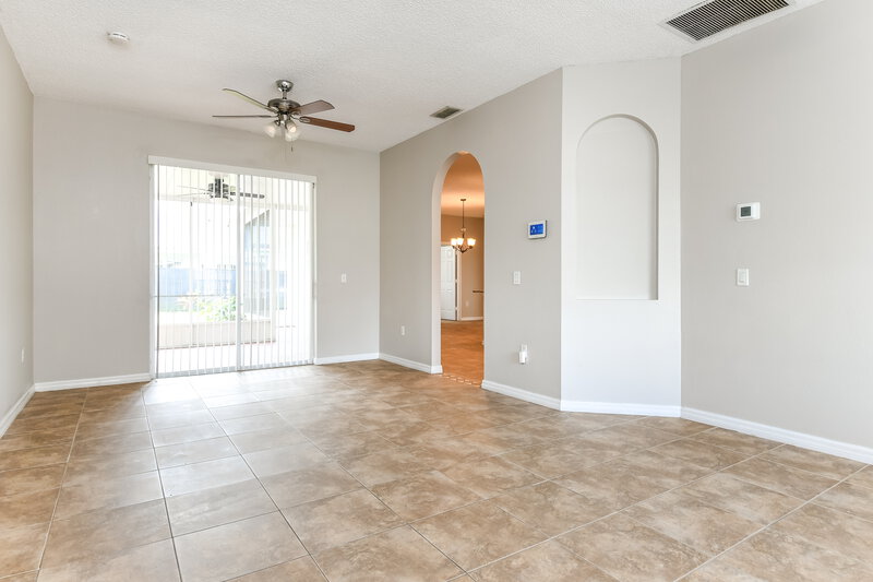 2,055/Mo, 503 Brighton Ct Kissimmee, FL 34758 Living Room View