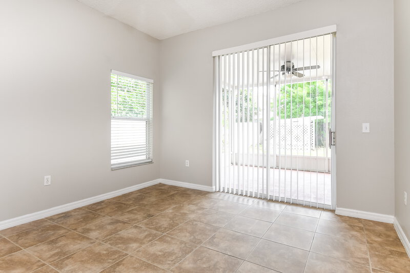 2,055/Mo, 503 Brighton Ct Kissimmee, FL 34758 Main Bedroom View