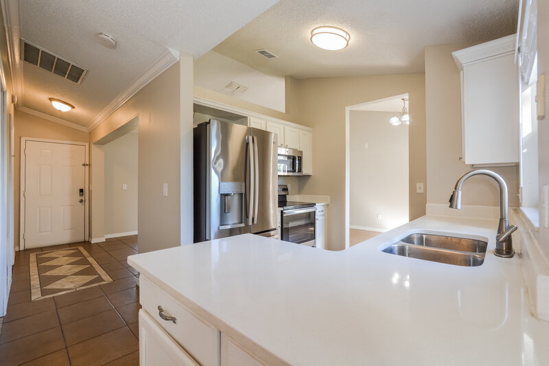 2,210/Mo, 2067 Key Lime St Ocoee, FL 34761 Kitchen View 2