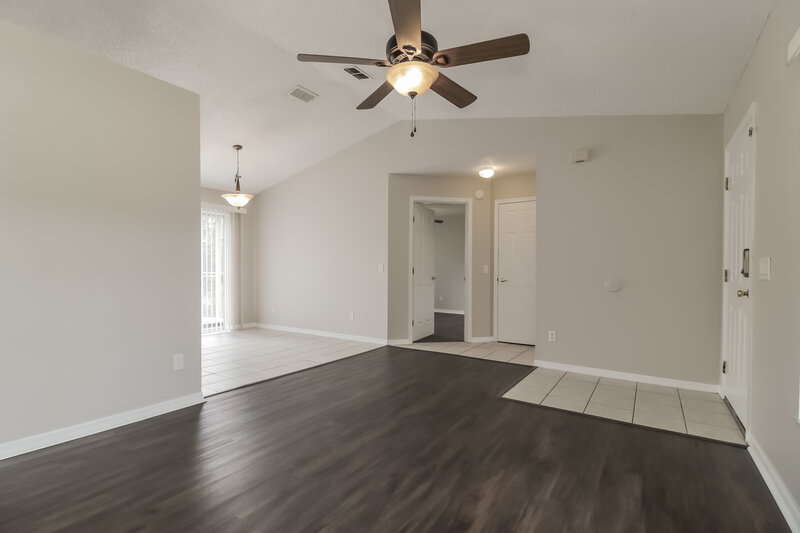 2,045/Mo, 618 Brooke Ct Clermont, FL 34711 Living Room View