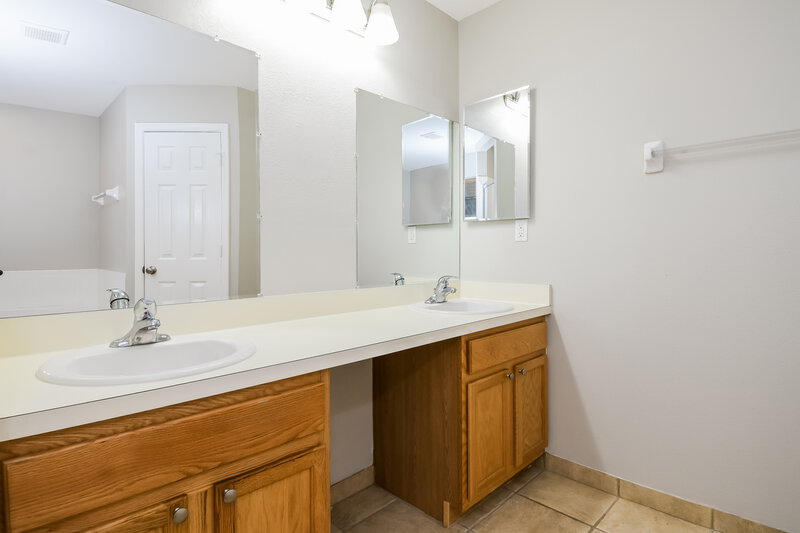 1,610/Mo, 653 Cotulla Dr Kissimmee, FL 34758 Misc View 13