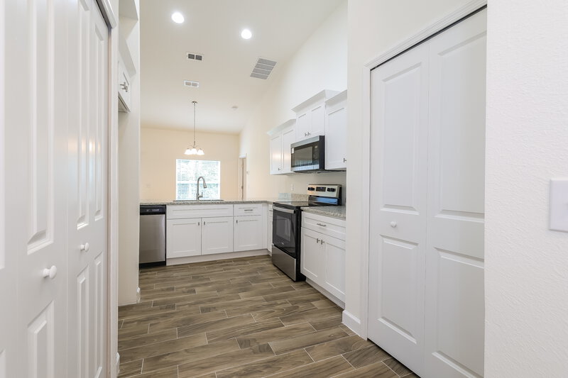 1,930/Mo, 146 Mediterranean Ct Kissimmee, FL 34758 Kitchen View