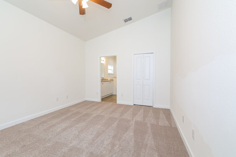 1,930/Mo, 146 Mediterranean Ct Kissimmee, FL 34758 Main Bedroom View