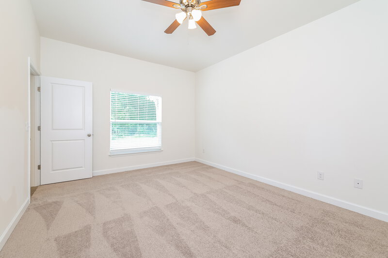 1,930/Mo, 146 Mediterranean Ct Kissimmee, FL 34758 Main Bedroom View 2