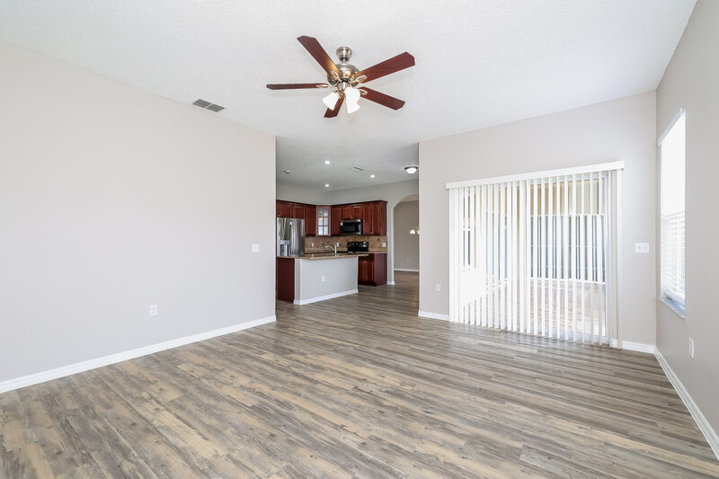 2,595/Mo, 133 Mediterranean Ct Kissimmee, FL 34758 Family Room View
