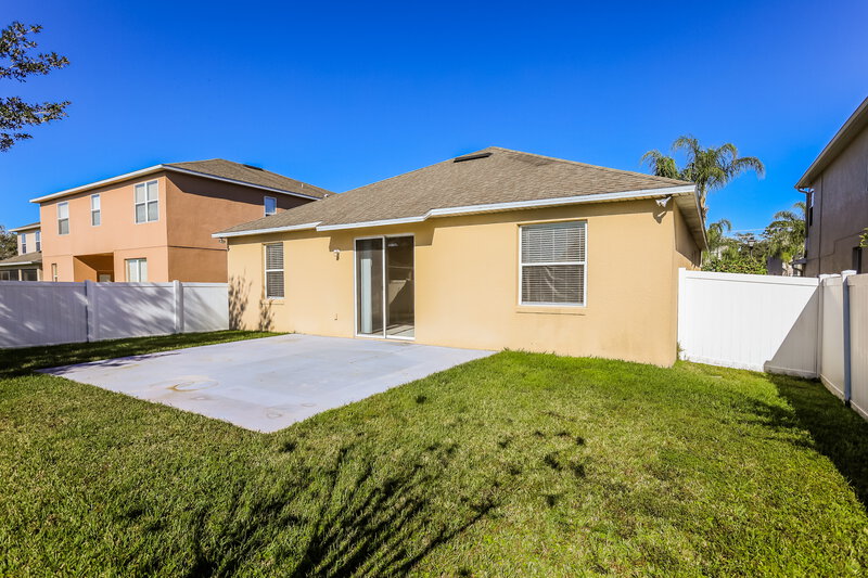 2,340/Mo, 534 Cortona Dr Orlando, FL 32828 Rear View 2