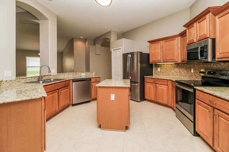 2,560/Mo, 30700 PGA Dr Sorrento, FL 32776 Kitchen View 2