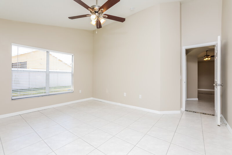 1,990/Mo, 108 Thornbury Ln Kissimmee, FL 34744 Main Bedroom View