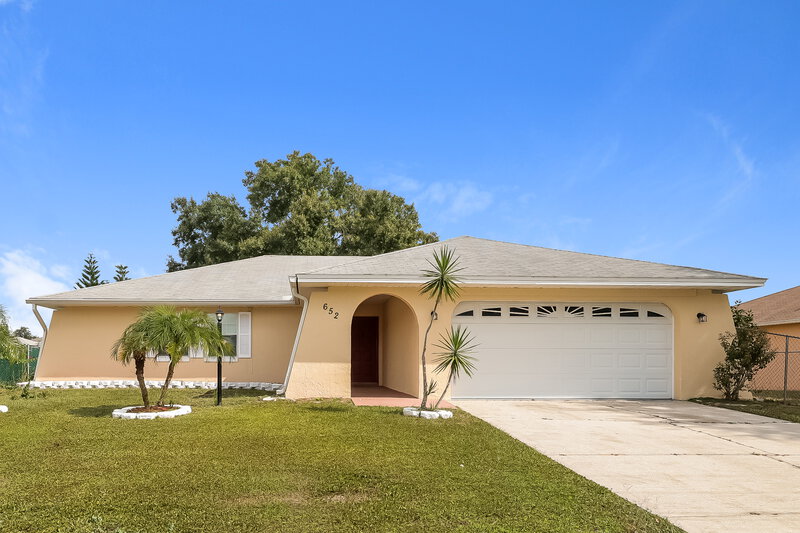 1,975/Mo, 652 N Delmonte Ct Kissimmee, FL 34758 External View