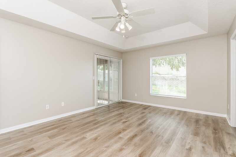 1,975/Mo, 713 Gentle Breeze Dr Minneola, FL 34715 Main Bedroom View 2