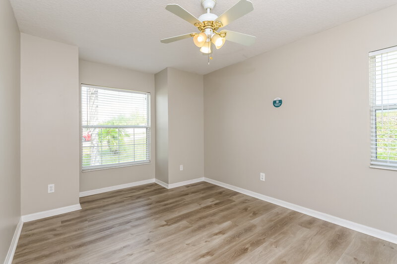 1,975/Mo, 713 Gentle Breeze Dr Minneola, FL 34715 Bedroom View 2