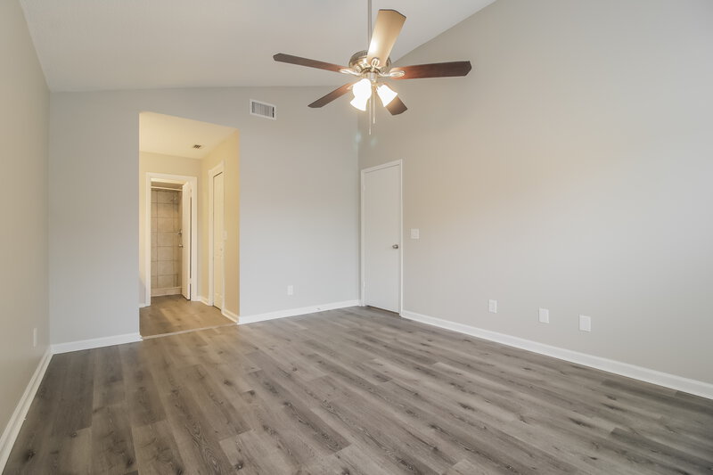 2,360/Mo, 1228 Creekbottom Cir Orlando, FL 32825 Main Bedroom View