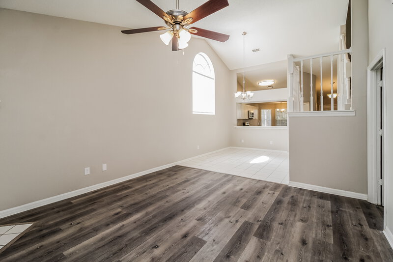 3,150/Mo, 1528 Braewick St Winter Springs, FL 32708 Living Room View 2