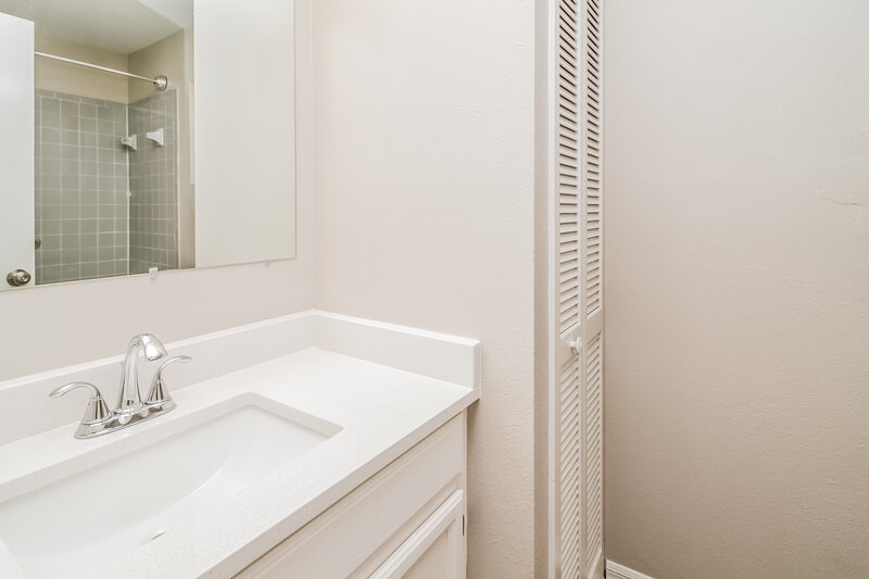 3,150/Mo, 1528 Braewick St Winter Springs, FL 32708 Bathroom View