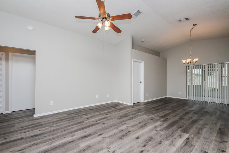 3,340/Mo, 2875 Woodruff Dr Orlando, FL 32837 Living Room View