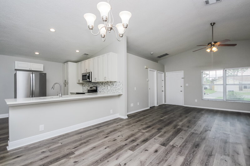 3,340/Mo, 2875 Woodruff Dr Orlando, FL 32837 Dining Room View 2