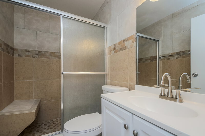 3,340/Mo, 2875 Woodruff Dr Orlando, FL 32837 Bathroom View