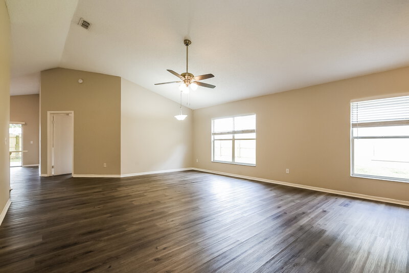 2,145/Mo, 646 Upperriver Ct Orlando, FL 32828 Living Room View