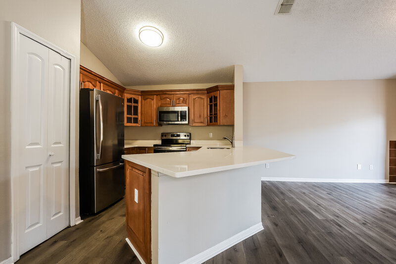 2,145/Mo, 646 Upperriver Ct Orlando, FL 32828 Kitchen View