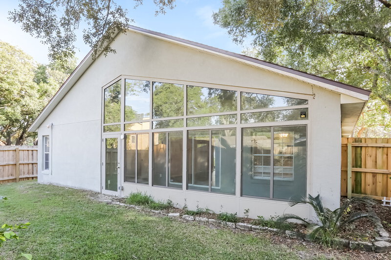 2,115/Mo, 1533 Oakwood Ct Apopka, FL 32703 Rear View 2