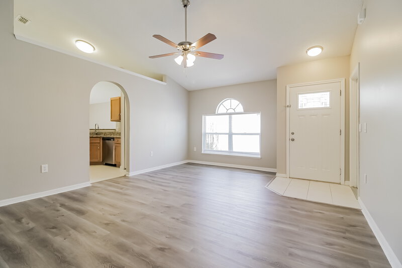 2,245/Mo, 120 Kawilla Ct Orlando, FL 32825 Living Room View