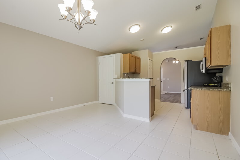 2,245/Mo, 120 Kawilla Ct Orlando, FL 32825 Living Room View 2