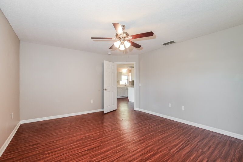 1,835/Mo, 10233 Patrick Dr Leesburg, FL 34788 Main Bedroom View