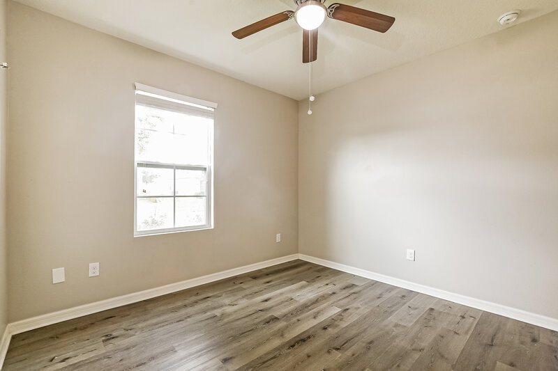2,150/Mo, 3387 Landing View Tavares, FL 32778 Bedroom View