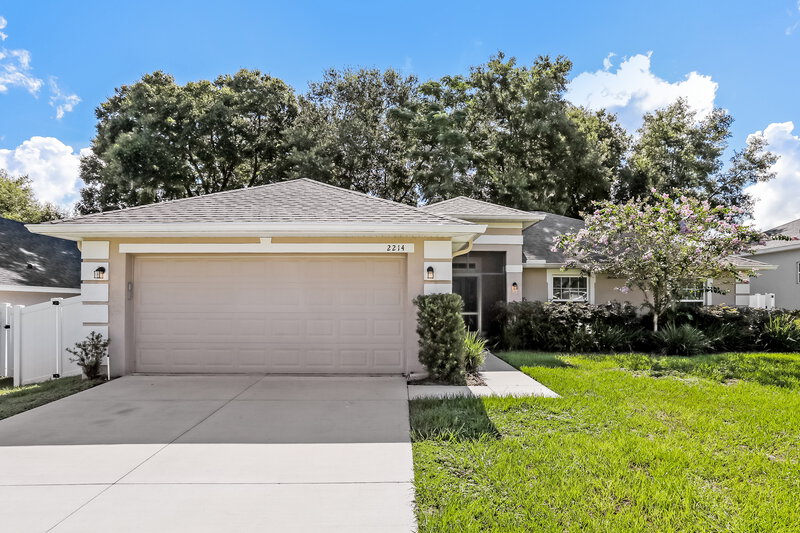 3,390/Mo, 2214 Angel Fish Loop Leesburg, FL 34748 External View