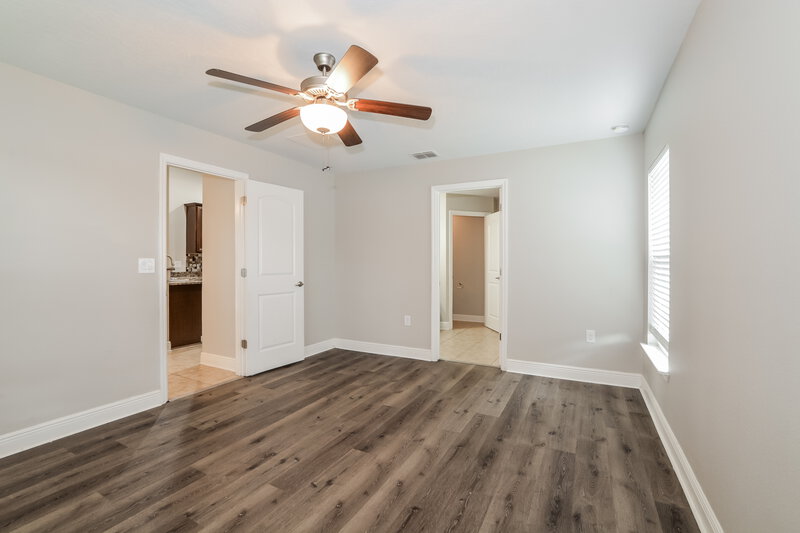 2,205/Mo, 2214 Angel Fish Loop Leesburg, FL 34748 Main Bedroom View 2