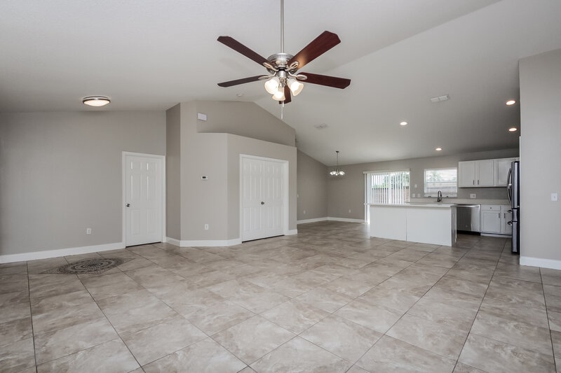 2,180/Mo, 4238 Settlers Ct Saint Cloud, FL 34772 Living Room View 2