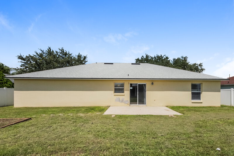 2,180/Mo, 4238 Settlers Ct Saint Cloud, FL 34772 Rear View