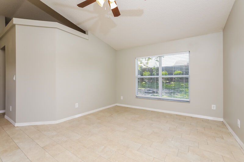 2,265/Mo, 13124 Baneberry Ct Clermont, FL 34711 Living Room View 3
