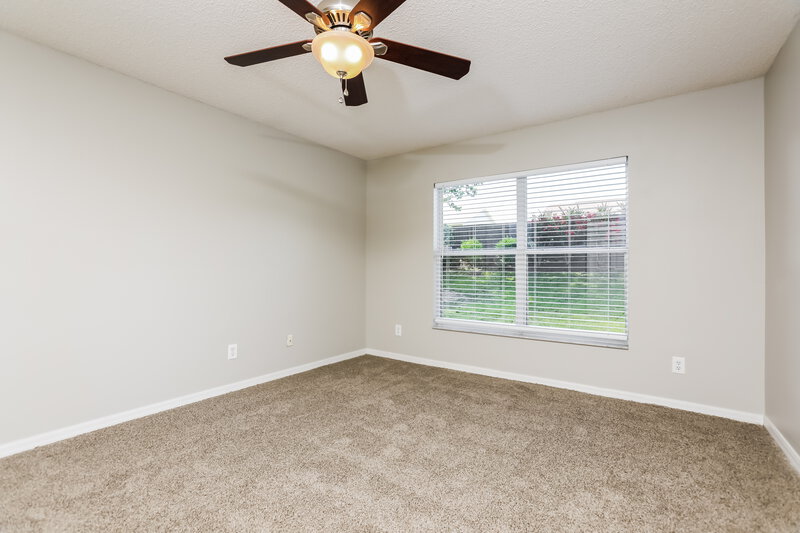 2,265/Mo, 13124 Baneberry Ct Clermont, FL 34711 Main Bedroom View