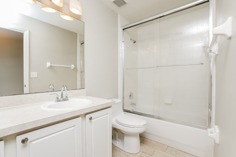 2,265/Mo, 13124 Baneberry Ct Clermont, FL 34711 Bathroom View