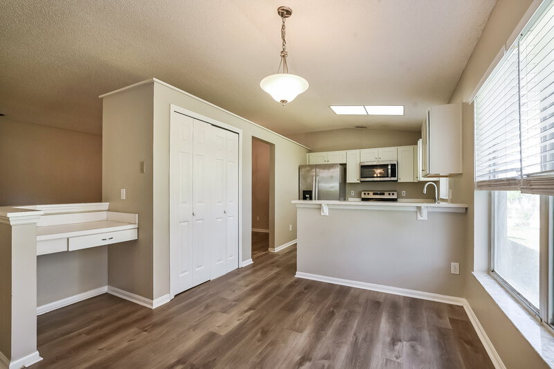 2,455/Mo, 7741 Wicklow Cir Orlando, FL 32817 Breakfast Nook View