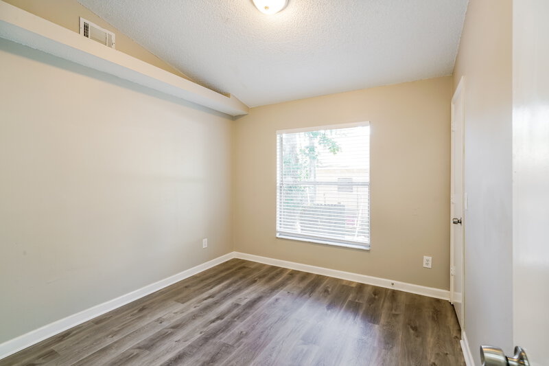 1,870/Mo, 304 McCoy Village Ct Apopka, FL 32712 Bedroom View