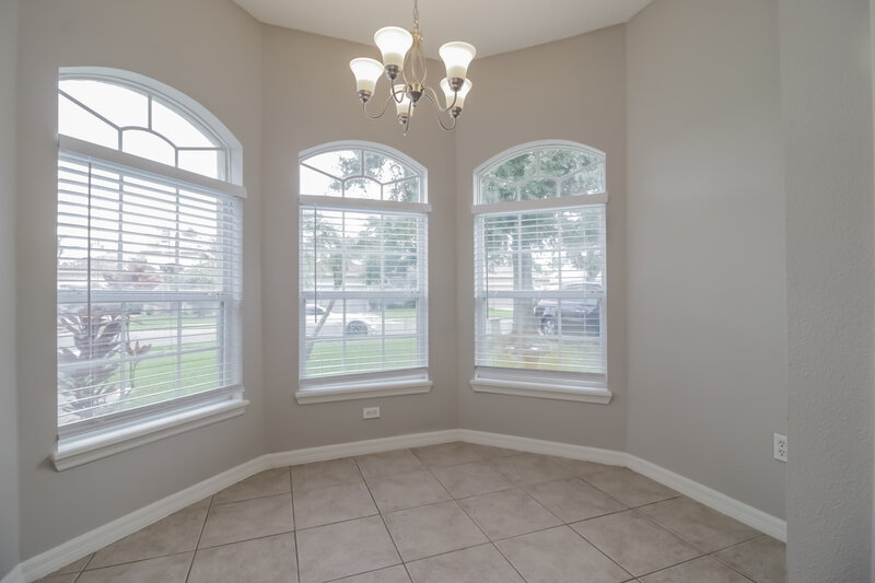 2,425/Mo, 4244 Waterside Pointe Cir Orlando, FL 32829 Dining Room View
