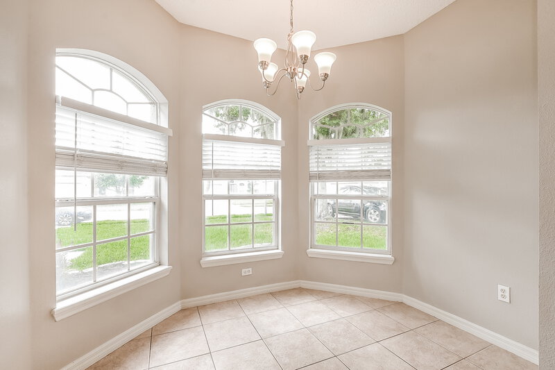2,325/Mo, 4244 Waterside Pointe Cir Orlando, FL 32829 Dining Room View